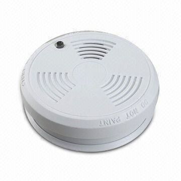 smoke keep beeping Why Does My Smoke Alarm Keep Beeping?